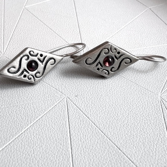 🔻Stunning .925 Sterling Silver and Ruby Art Deco Vintage Earrings Never Worn - Picture 1 of 10